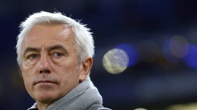 Ist nicht mehr Trainer der Vereinigten Arabischen Emirate: Bert van Marwijk. Ist nicht mehr Trainer der Vereinigten Arabischen Emirate: Bert van Marwijk.