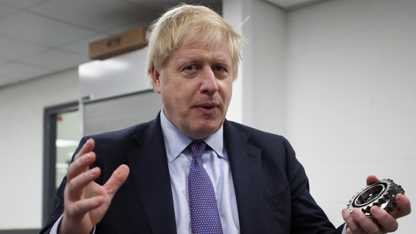Boris Johnson bei einem Wahlkampfauftritt (Archivbild): Gewinnen seine Torys die Parlamentswahl, könnte das Land am 31. Januar die EU verlassen.