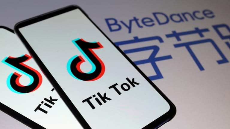 Tiktok Logo auf einem Smartphone: Die App hat weltweit 800 Millionen Nutzer täglich.