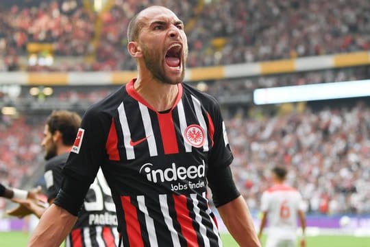 Fällt bis Jahresende aus: Eintracht-Torjäger Bas Dost.