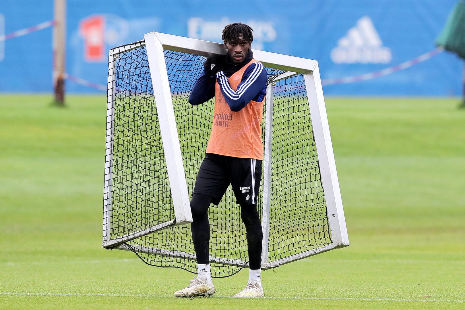 Bakery Jatta schleppt ein Tor: Der HSV-Profi will wieder punkten.