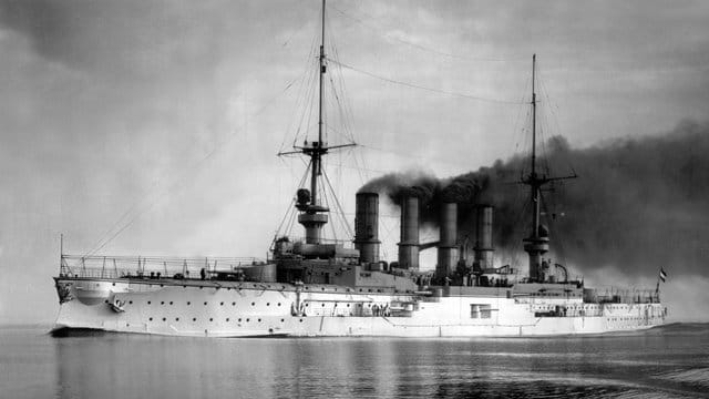 Britische Forscher haben eigenen Angaben zufolge den im Ersten Weltkrieg versenkten deutschen Panzerkreuzer "SMS Scharnhorst" im Südatlantik entdeckt.