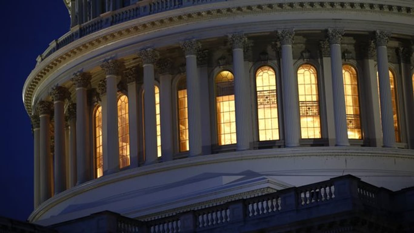Kuppel des Kapitols: Das US-Repräsentantenhaus geht den nächsten wichtigen Schritt für ein mögliches Amtsenthebungsverfahren gegen Präsident Donald Trump.
