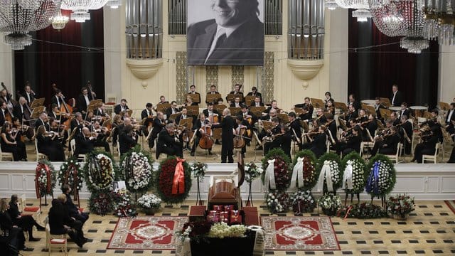 Abschied von Mariss Jansons mit Musik in St.