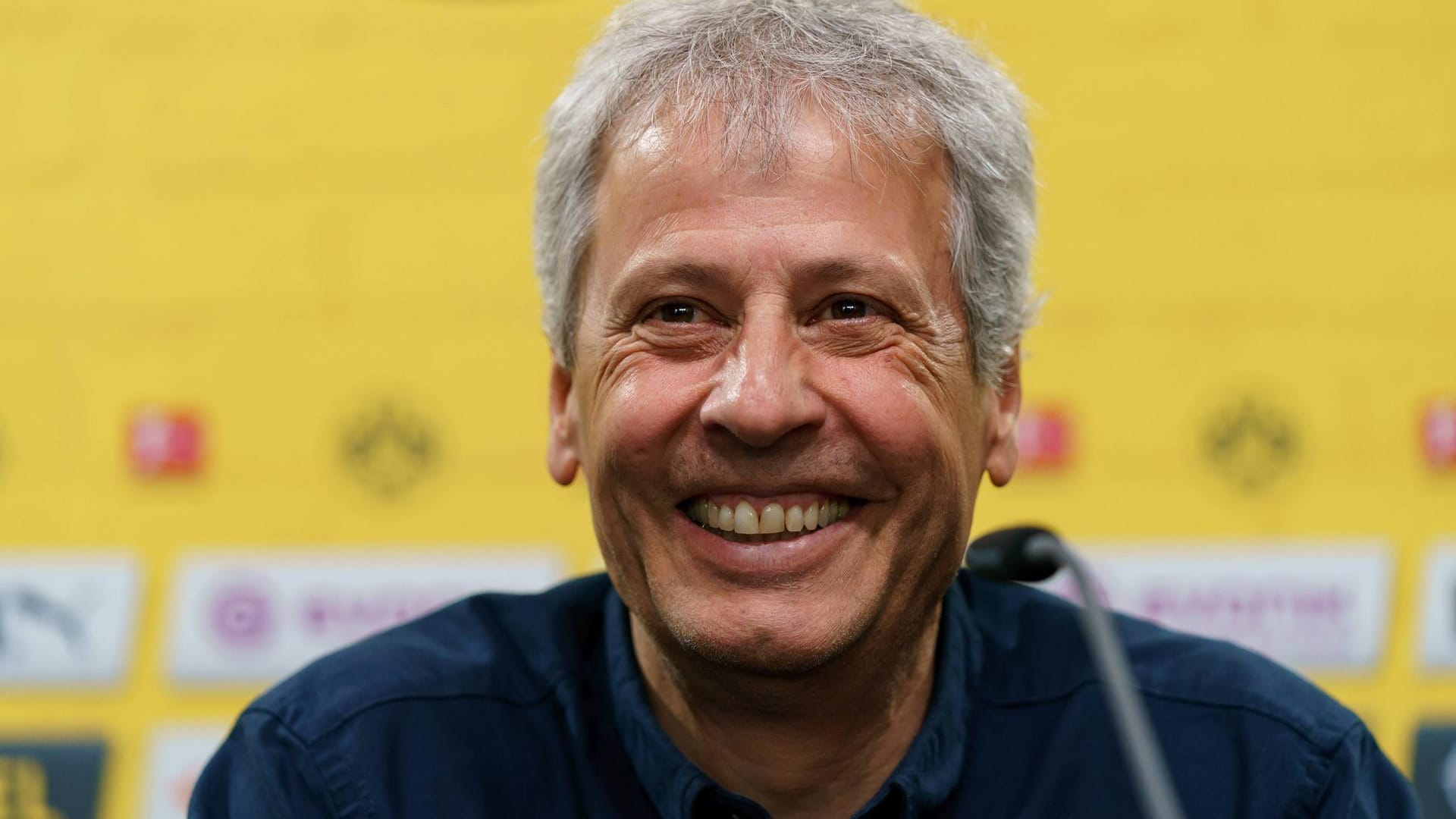 Äußerte sich kryptisch zum Thema Haland: BVB-Trainer Lucien Favre.