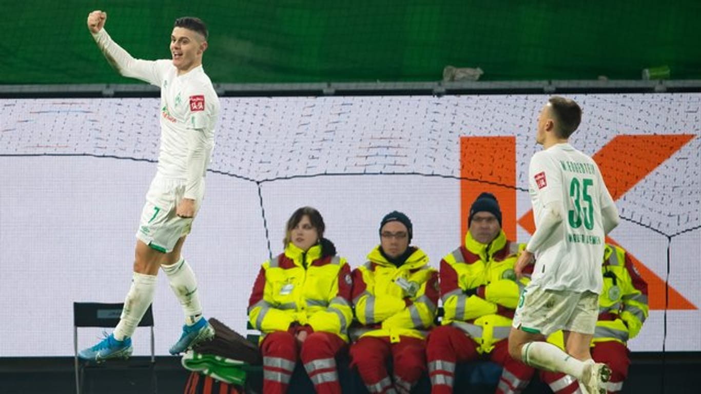Werder Bremens Top-Torschütze Milot Rashica jubelt nach einem Treffer.