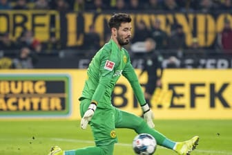 Hat mit Dortmund weiter die Meisterschaft als Ziel: BVB-Keeper Roman Bürki.