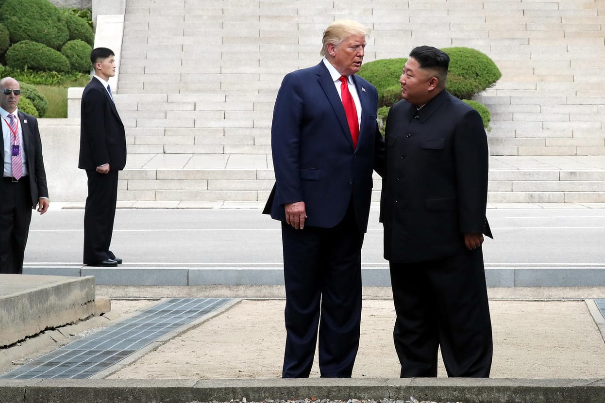 US-Präsident Donald Trump mit Diktator Kim Jong Un: Nordkorea reagiert ungehalten auf Trumps Spitzen.
