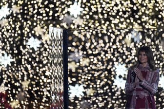 Melania Trump bei der Beleuchtungszeremonie des "Nationalen Weihnachtsbaums" in Washington.