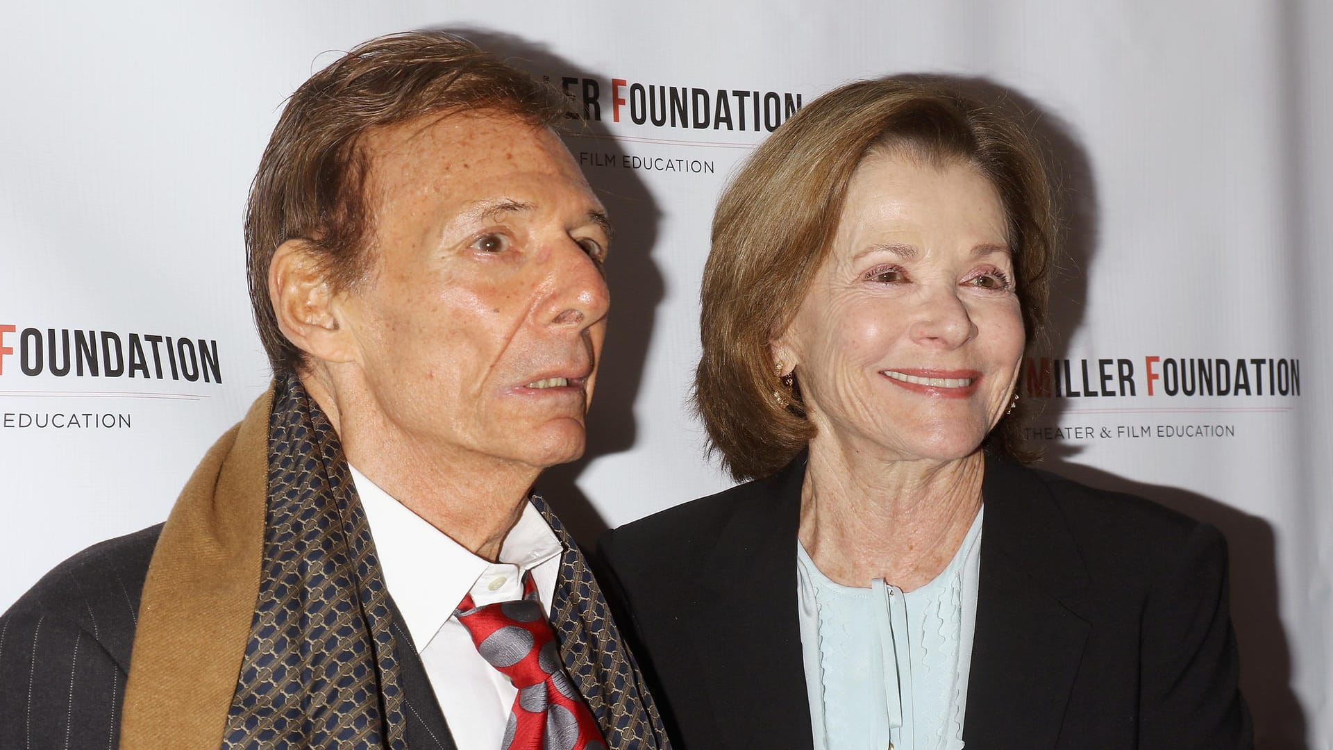 Ron Leibman: Seine Ehefrau Jessica Walter ist durch ihre Rolle in der Serie "Arrested Development" bekannt Ron Leibman: Seine Ehefrau Jessica Walter ist durch ihre Rolle in der Serie "Arrested Development" bekannt