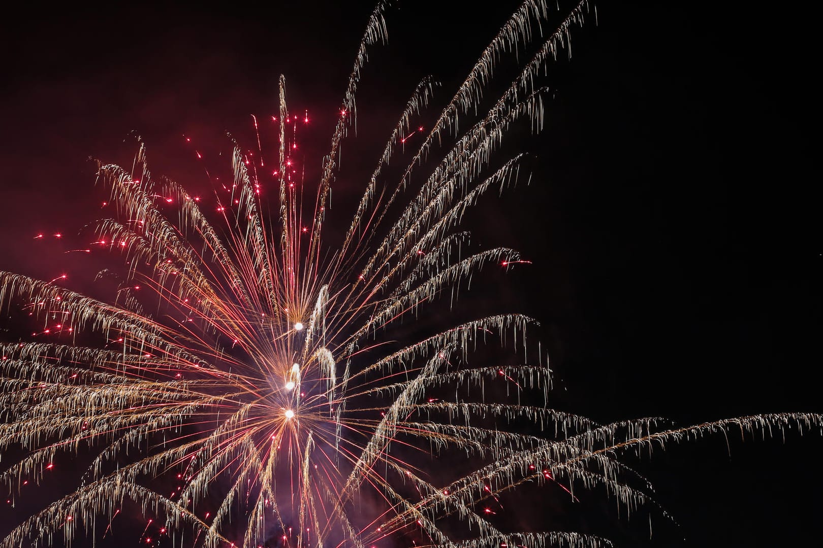 Feuerwerk: Einige Produkte der Firma Wenco entsprechen aktuell nicht den Sicherheitsstandards.(Symbol)