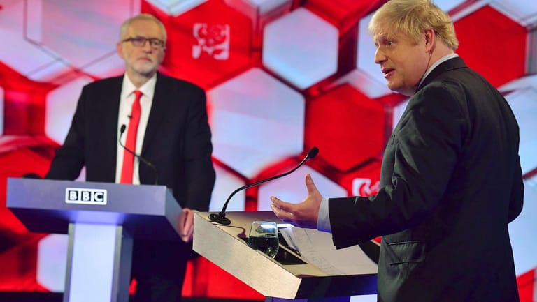 Das TV-Duell: Labour-Spitzenkandidat Jeremy Corbyn und der britische Premierminister Boris Johnson schenken sich nichts.