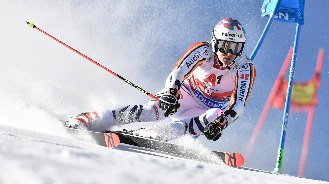 Stürzte kurz nach dem Start: Der deutsche Skifahrer Stefan Luitz.