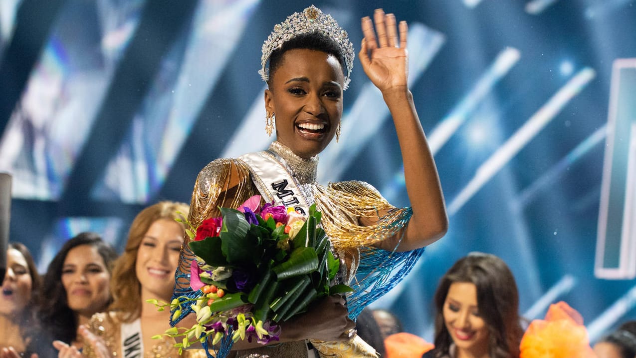 Zozibini Tunzi: Die 26-jährige Südafrikanerin wurde zur "Miss Universe" gekürt. Zozibini Tunzi: Die 26-jährige Südafrikanerin wurde zur "Miss Universe" gekürt.