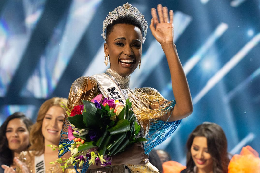 Zozibini Tunzi: Die 26-jährige Südafrikanerin wurde zur "Miss Universe" gekürt.