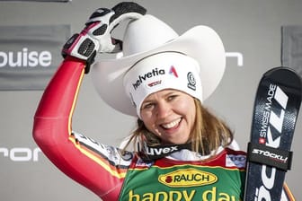 Viktoria Rebensburg gewann den Super-G in Lake Louise.