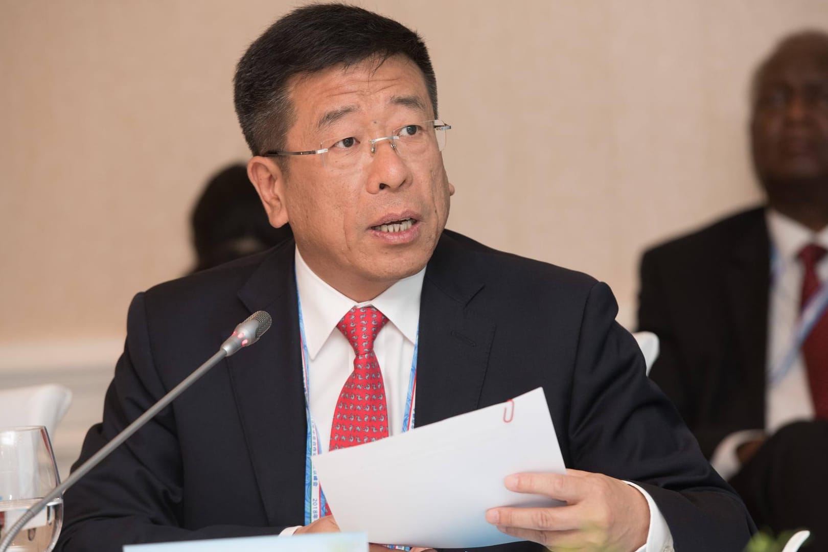 Handelsstaatssekretär Ren Hongbin: Die Verhandlungen könnten neuen Schwung in den Handelskonflikt bringen und zur Entschärfung beitragen.