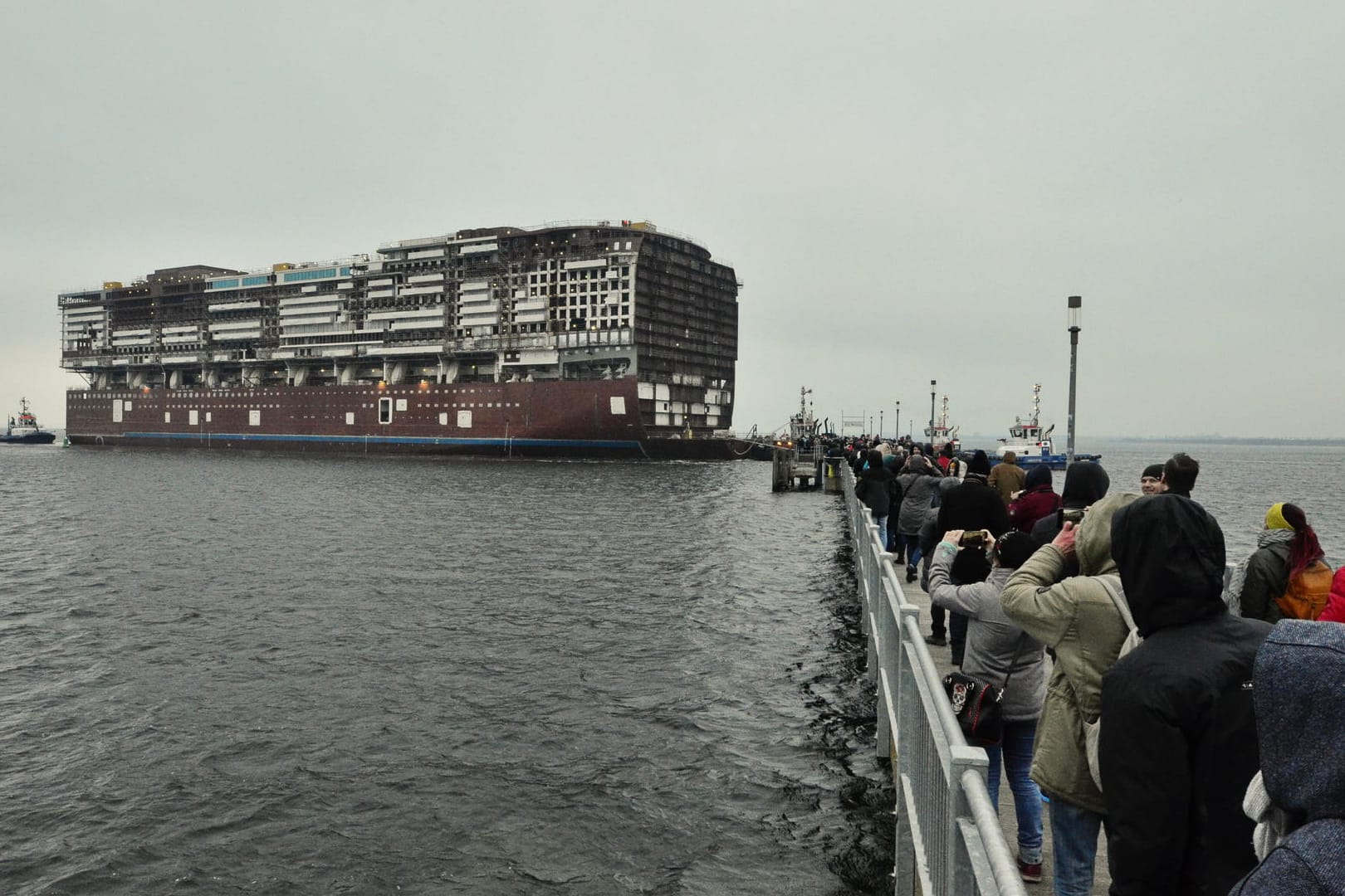 Ein Mittelteil des ersten Kreuzfahrtschiffes der Global Dream: Das Schiff hat eine Länge von 342 Meter und ist 45 Meter breit.