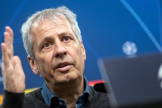 Trainer Lucien Favre beklagt den Ausfall von Axel Witsel.