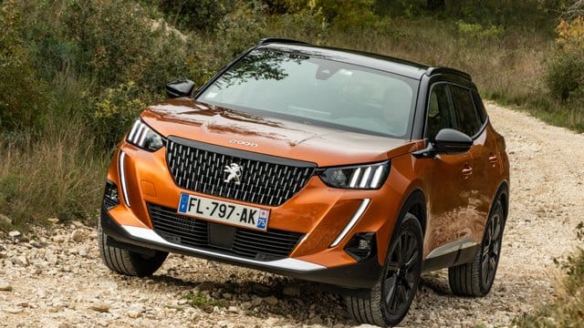 Erfolg auf steinigem Terrain: SUVs wie der Peugeot 2008 erfreuen sich auch weiterhin großer Beliebtheit. Erfolg auf steinigem Terrain: SUVs wie der Peugeot 2008 erfreuen sich auch weiterhin großer Beliebtheit.