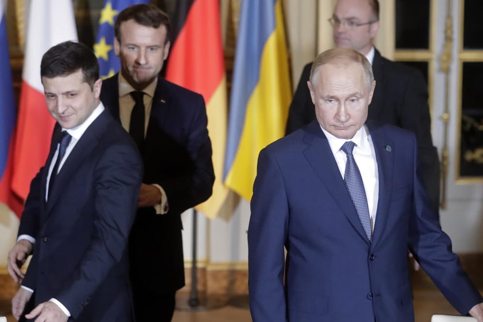 Der russische Präsident Wladimir Putin (r.) und sein ukrainischer Amtskollege Volodymyr Selenskiy treffen sich in Frankreich das erste Mal persönlich.