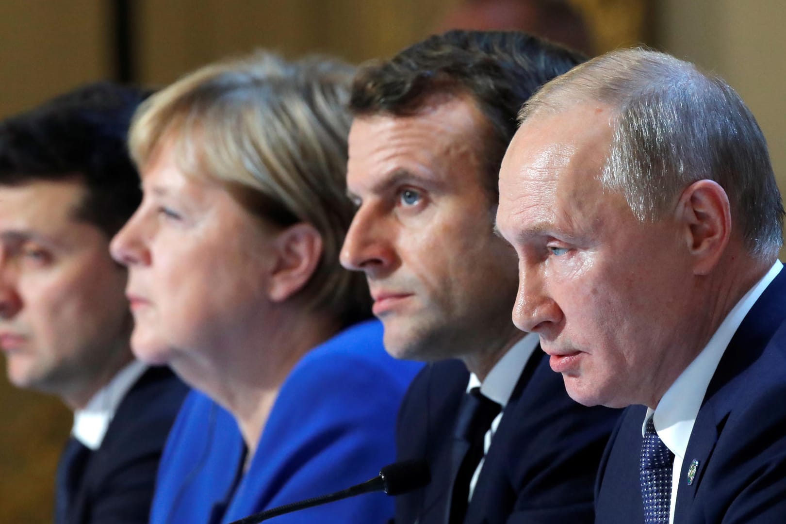 Der russische Präsident Wladimir Putin und sein ukrainischer Amtskollege Volodymyr Selenskiy treffen sich in Frankreich das erste Mal persönlich.