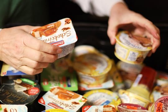 Die Tafeln sammeln bei Produzenten, Lebensmittelhandel oder Veranstaltungen überschüssige aber noch einwandfreie Lebensmittel ein, die sonst im Müll landen würden.