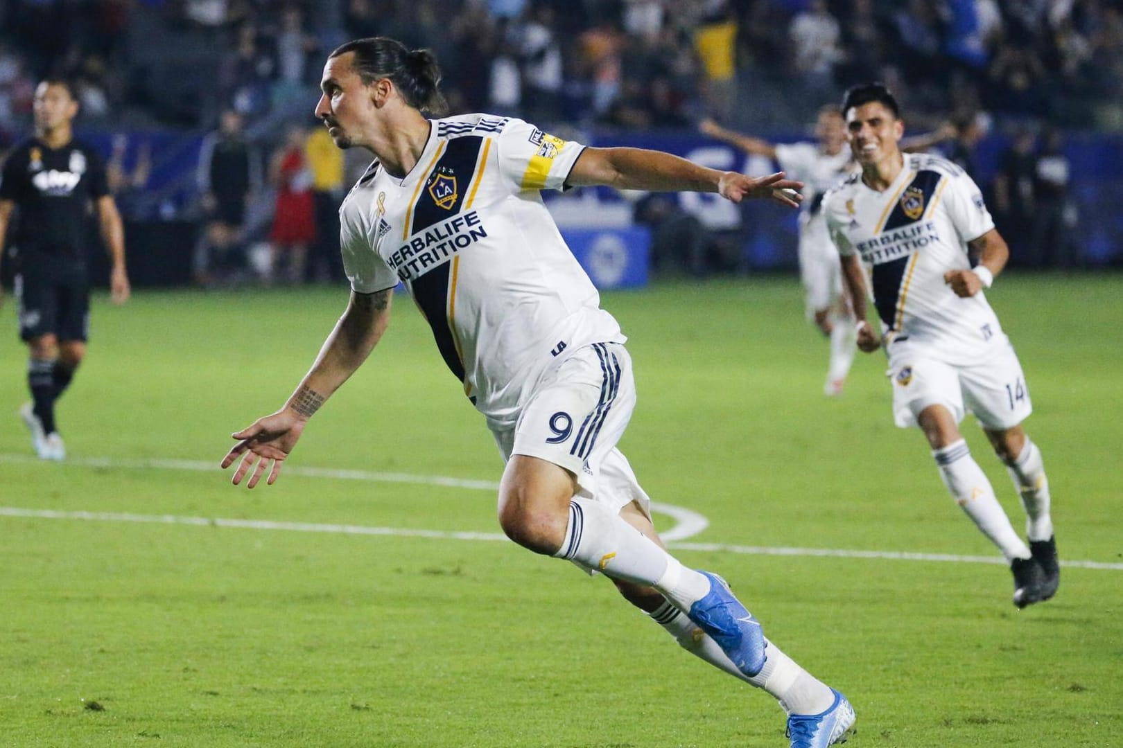 Soll nach einem Bericht der "Gazzetta dello Sport" bald wieder für den AC Mailand auf Torejagd gehen: Zlatan Ibrahimovic.