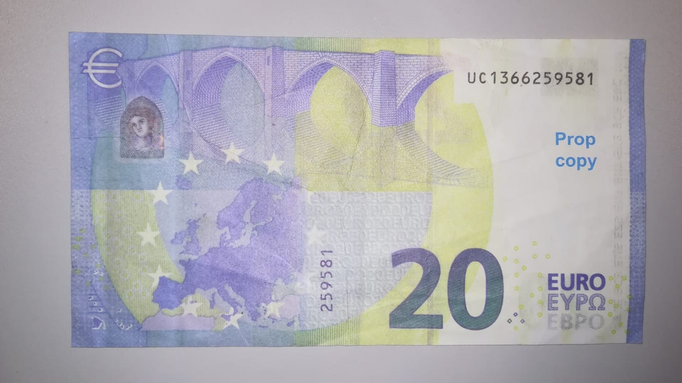 20-Euro-Falschgeldschein: Eine der sichergestellten 20-Euro-Falschnoten mit dem Aufdruck "prop copy".