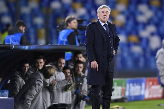 Neapel trennte sich von Trainer Carlo Ancelotti.