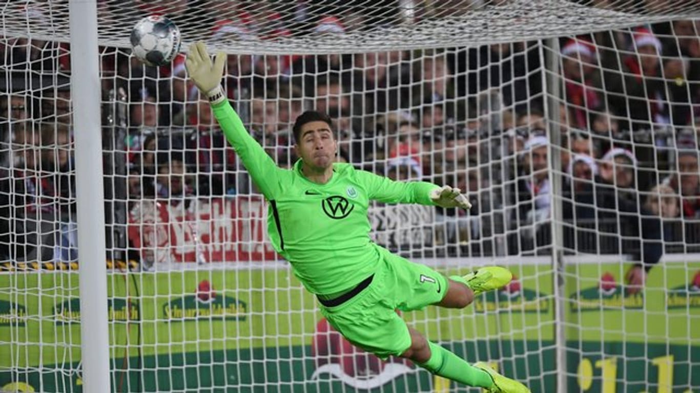 Koen Casteels verlängerte seinen Vertrag beim VfL Wolfsburg.