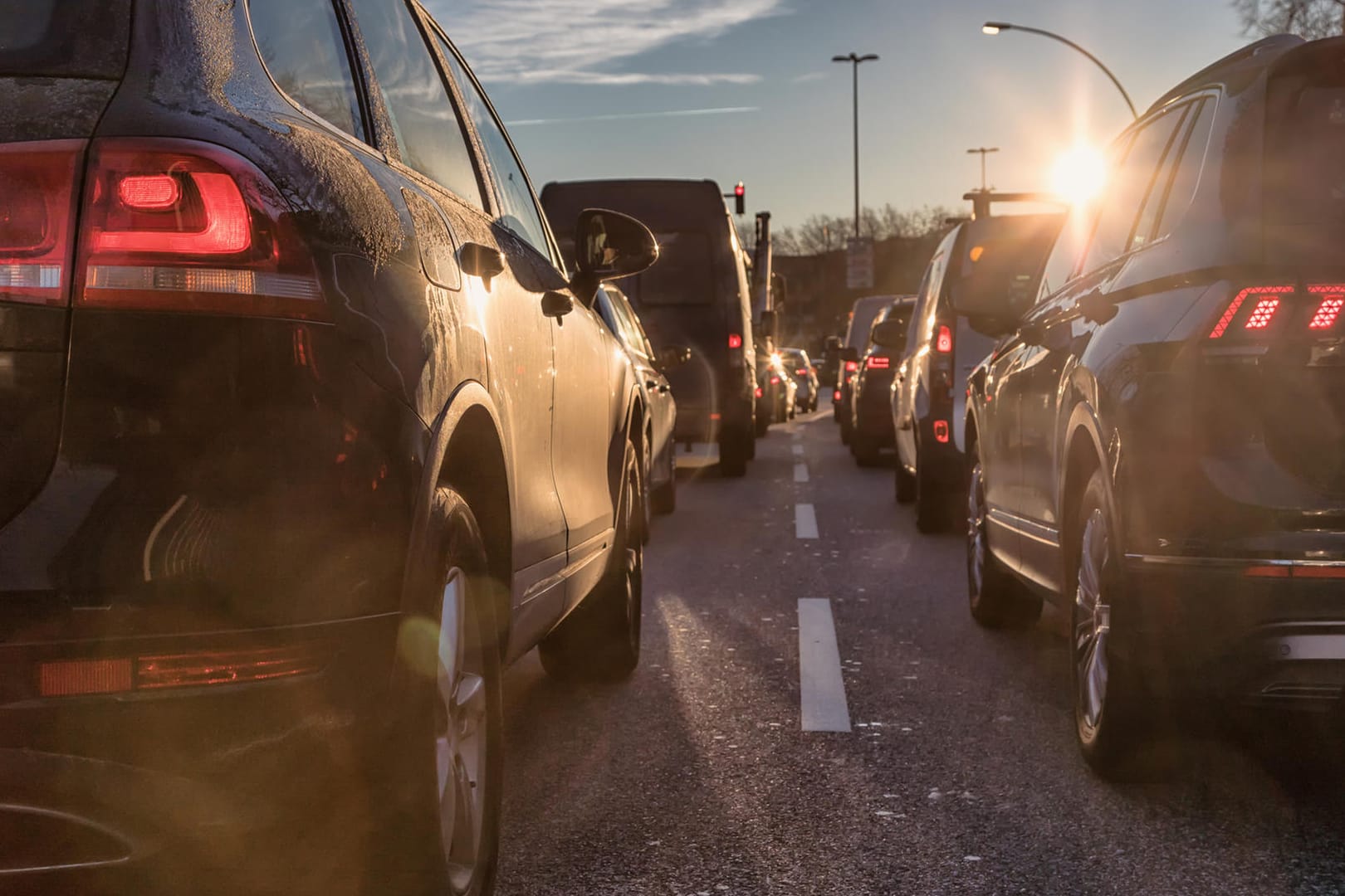 SUVs im Stadtverkehr: Der Absatz der großen Wagen knackt den Rekord von einer Million Neuzulassungen.
