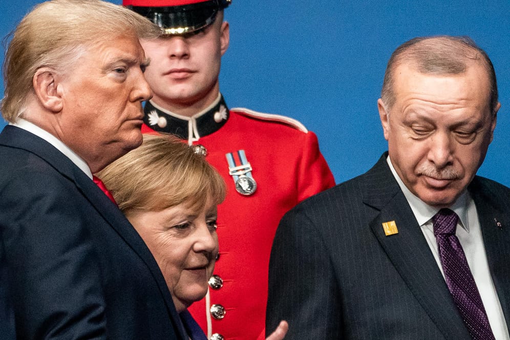 Donald Trump und Recep Tayyip Erdogan auf dem Nato-Gipfel: Die Türkei droht den USA mit einer Reaktion.
