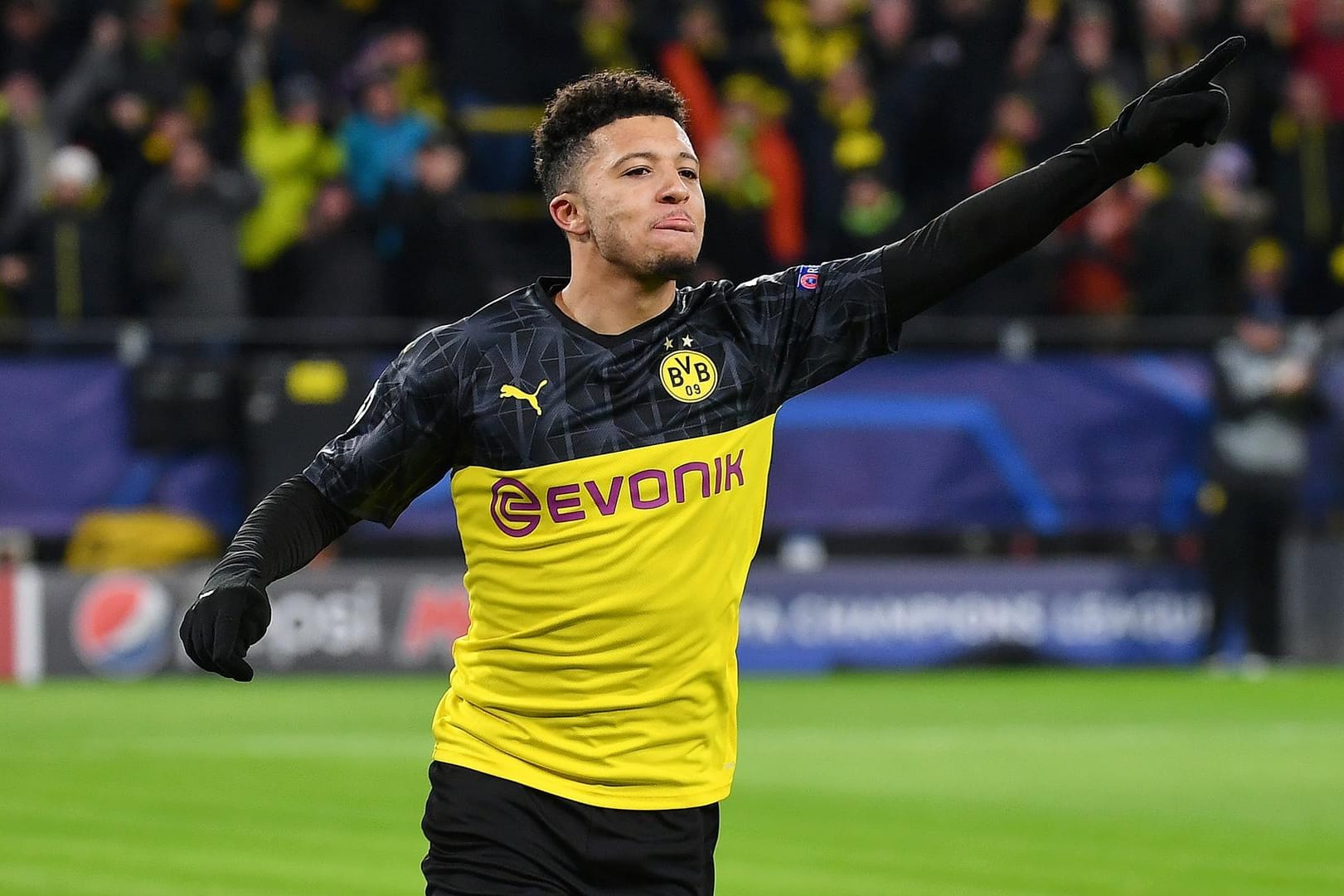 Jadon Sancho vom BVB bei UCL-Spiel gegen Slavia Prag: Ob das eines seiner letzten Spiel bei Borussia Dortmund war?