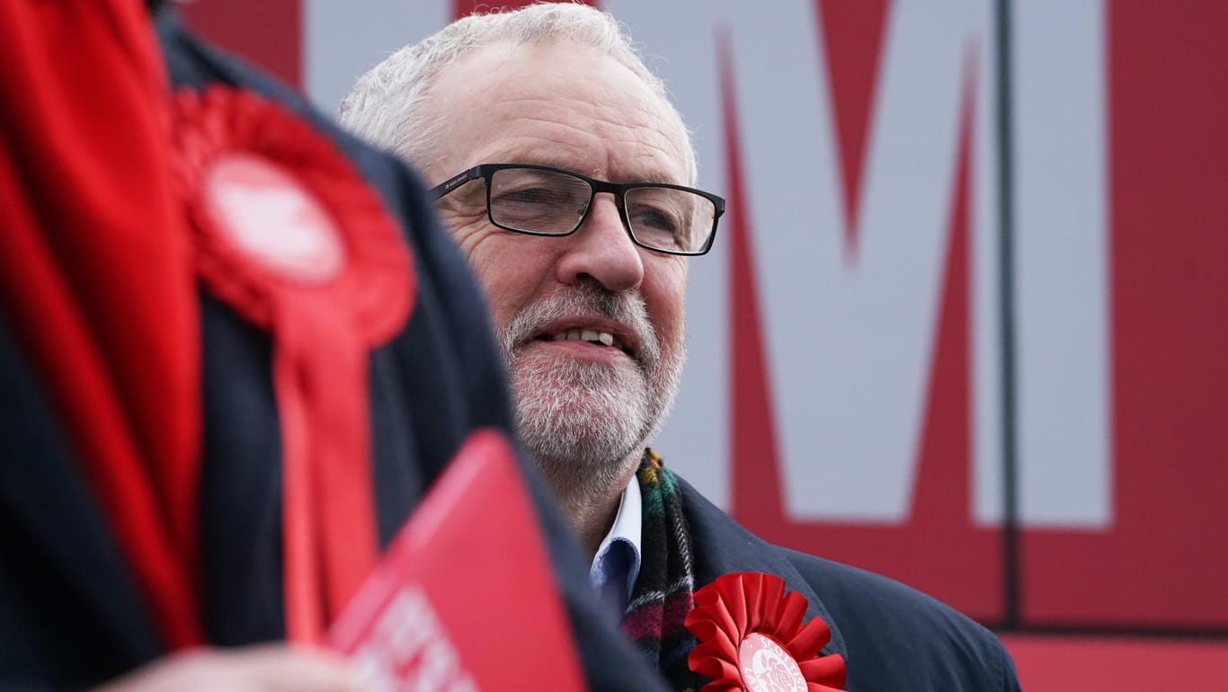 Jeremy Corbyn: Die Chancen für den Vorsitzenden der Labour Partei stehen besser als noch vor wenigen Wochen – obwohl er als unbeliebt gilt.