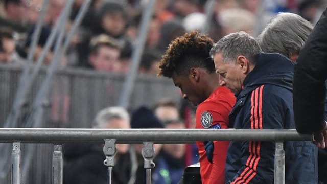 Wurde wenige Minuten nach seinem Tor zum 1:0 gegen Tottenham verletzt ausgewechselt: Kingsley Coman (l). Wurde wenige Minuten nach seinem Tor zum 1:0 gegen Tottenham verletzt ausgewechselt: Kingsley Coman (l).