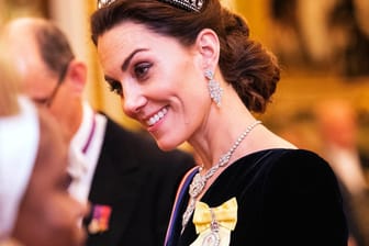 Herzogin Kate: Beim Diplomatenempfang trug sie eine funkelnde Tiara.