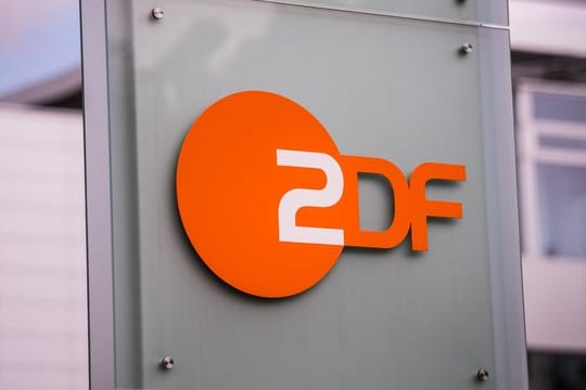 Das ZDF hat sich die Fußball-Übertragungsrechte der Champions-League-Endspiele 2022 bis 2024 gesichert.