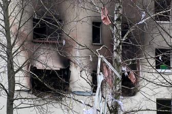 Die Folgen des Unglücks: In einem Mehrfamilienhaus in Blankenburg hat es eine Explosion gegeben.