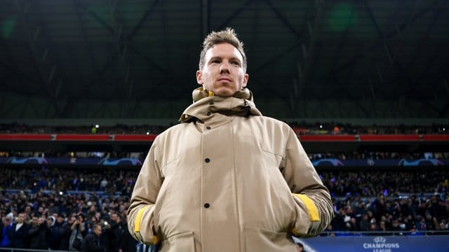 Trainer Julian Nagelsmann führte ein Gespräch mit Stürmer-Talent Erling Haaland. Trainer Julian Nagelsmann führte ein Gespräch mit Stürmer-Talent Erling Haaland.