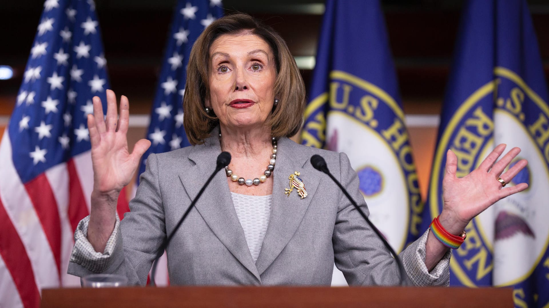 Speaker of the United States Nancy Pelosi: Das Impeachment-Verfahren folgt ihrem Plan.of Representatives Nancy Pelosi (Democrat of California) speaks at her weekly press