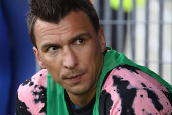 Mario Mandzukic auf der Ersatzbank: Gerüchte kursieren, dass der Juventus Turin-Stürmer zum BVB wechselt.