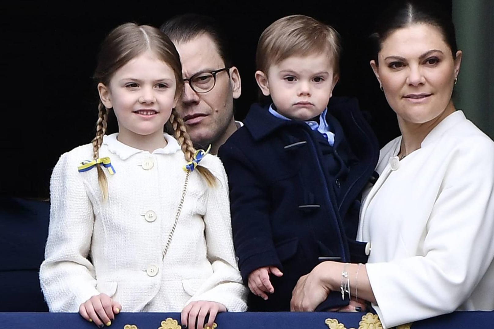 Kronprinzessin Victoria mit ihrer Familie: Prinzessin Estelle, Prinz Daniel und Prinz Oscar.