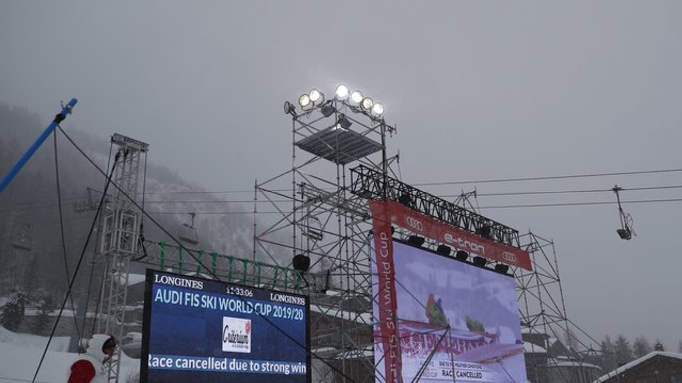 In Val d'Isère wurde wetterbedingt der Weltcup-Slalom abgesagt.
