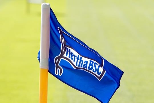 Nachwuchsspieler von Hertha BSC erheben schwere Rassismus-Vorwürfe.