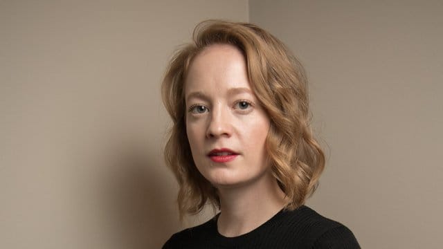 Die Schauspielerin Leonie Benesch will Weihnachten mal anders feiern. Die Schauspielerin Leonie Benesch will Weihnachten mal anders feiern.