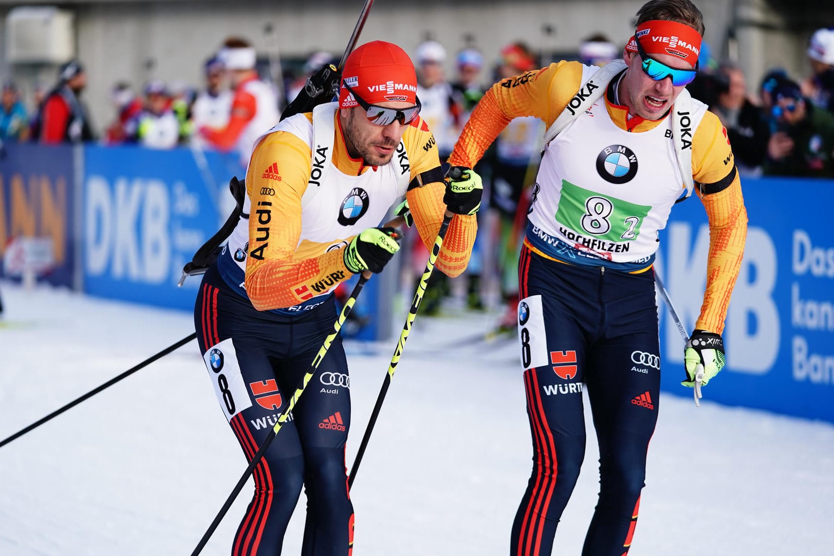 Beim Staffelwechsel: Arnd Peiffer (l.) und Johannes Kühn (r.).