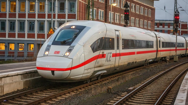 ICE4: Heute ist ein Fernzug der Deutschen Bahn im Schnitt 22 Jahre alt.