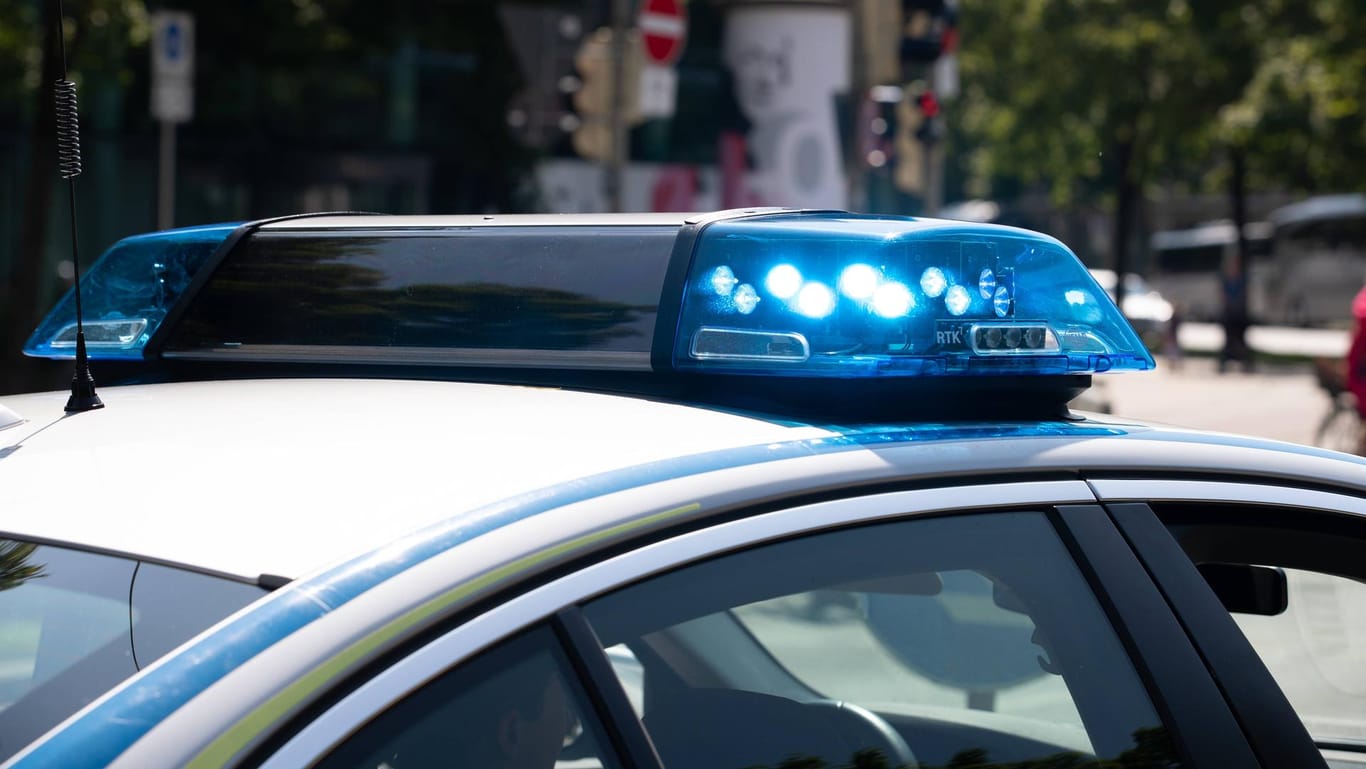Polizei in Bayern: Ein Schüler wurde mit Hilfe einer falschen Todesanzeige gemobbt. (Symbolbild)