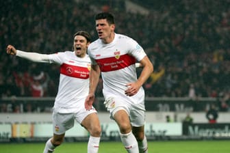 Erzielte beim 3:1-Sieg gegen den 1. FC Nürnberg einen Treffer: Mario Gomez (r.).